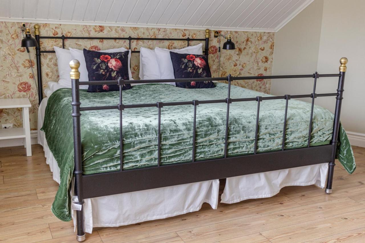 Rosenhill Bed & Breakfast Grebbestad Luaran gambar